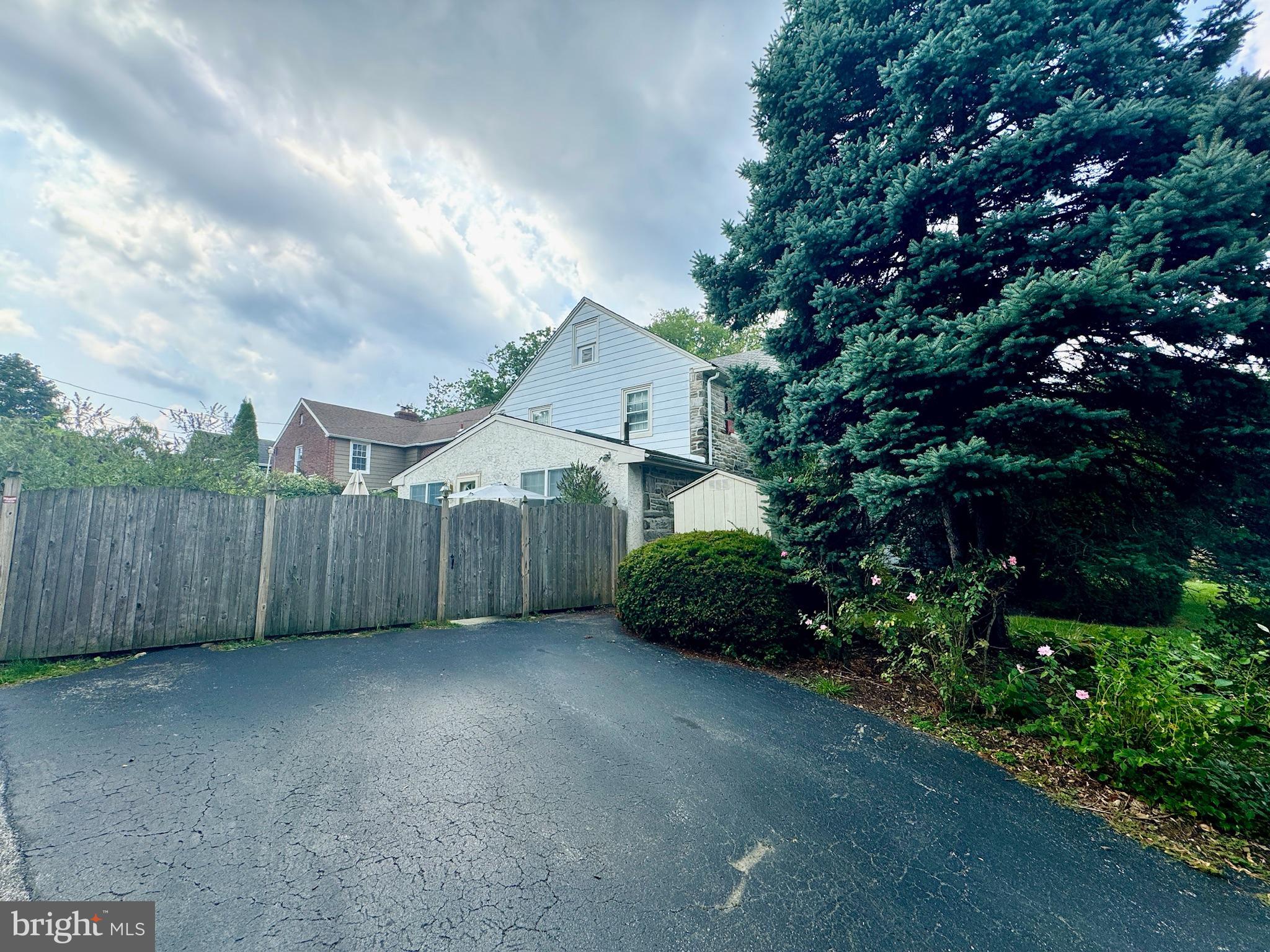1350 Overbrook Road Wynnewood, PA 19096 - Photo 59 of 64 Driveway