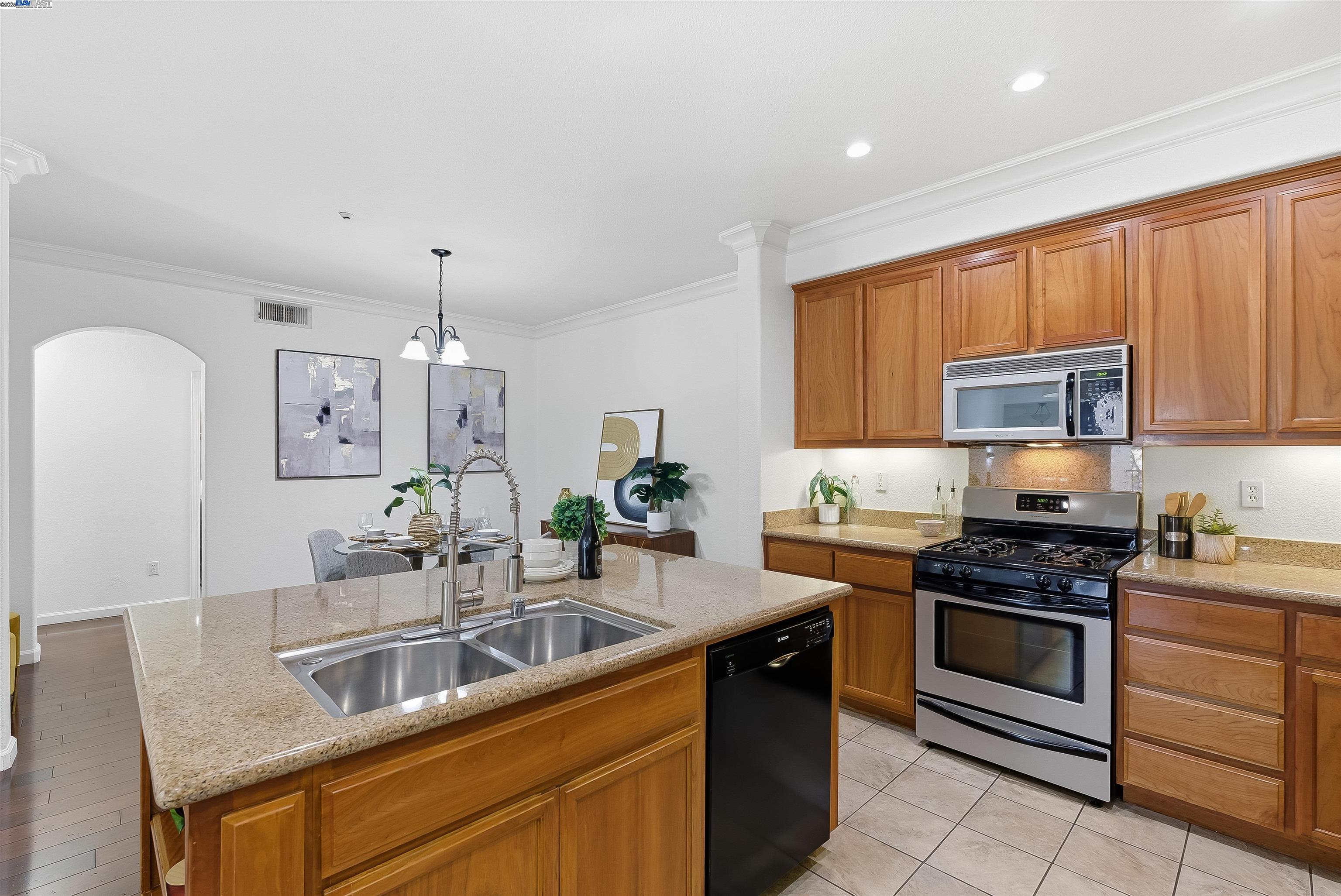 4126 Clarinbridge Circle Dublin, CA 94568 - Photo 13 of 31
