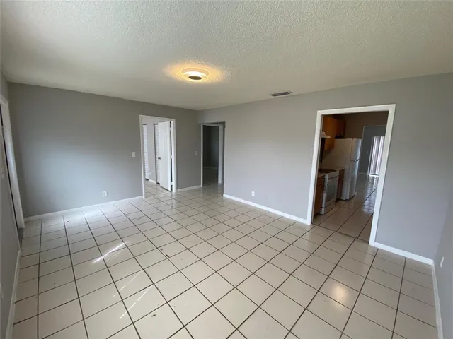 $2,195 | 4690 Summit Boulevard, West Palm Beach, FL 33415