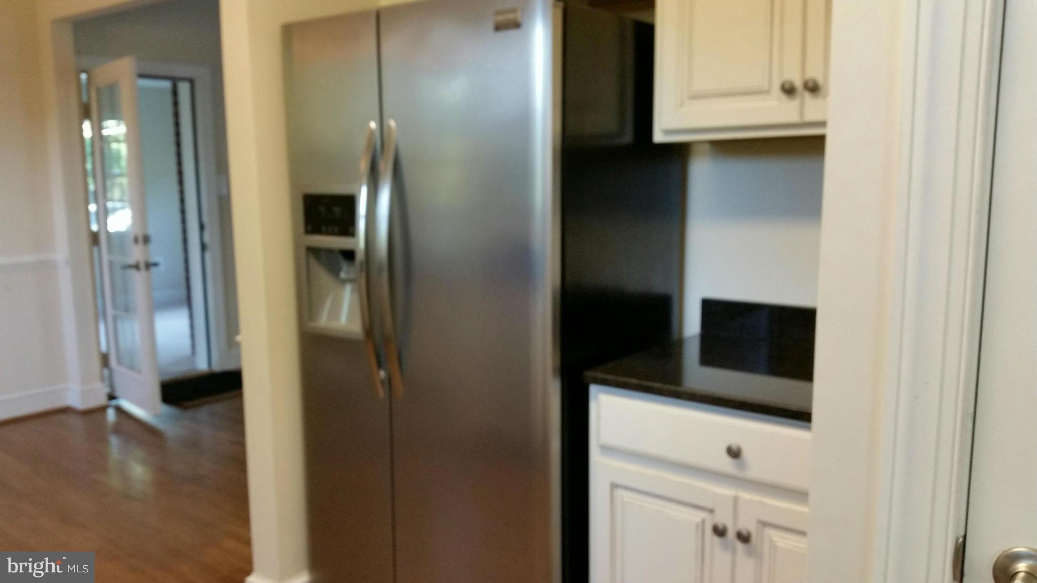 114 Hamilton Avenue Silver Spring, MD 20901 - Photo 13 of 25 Kitchen