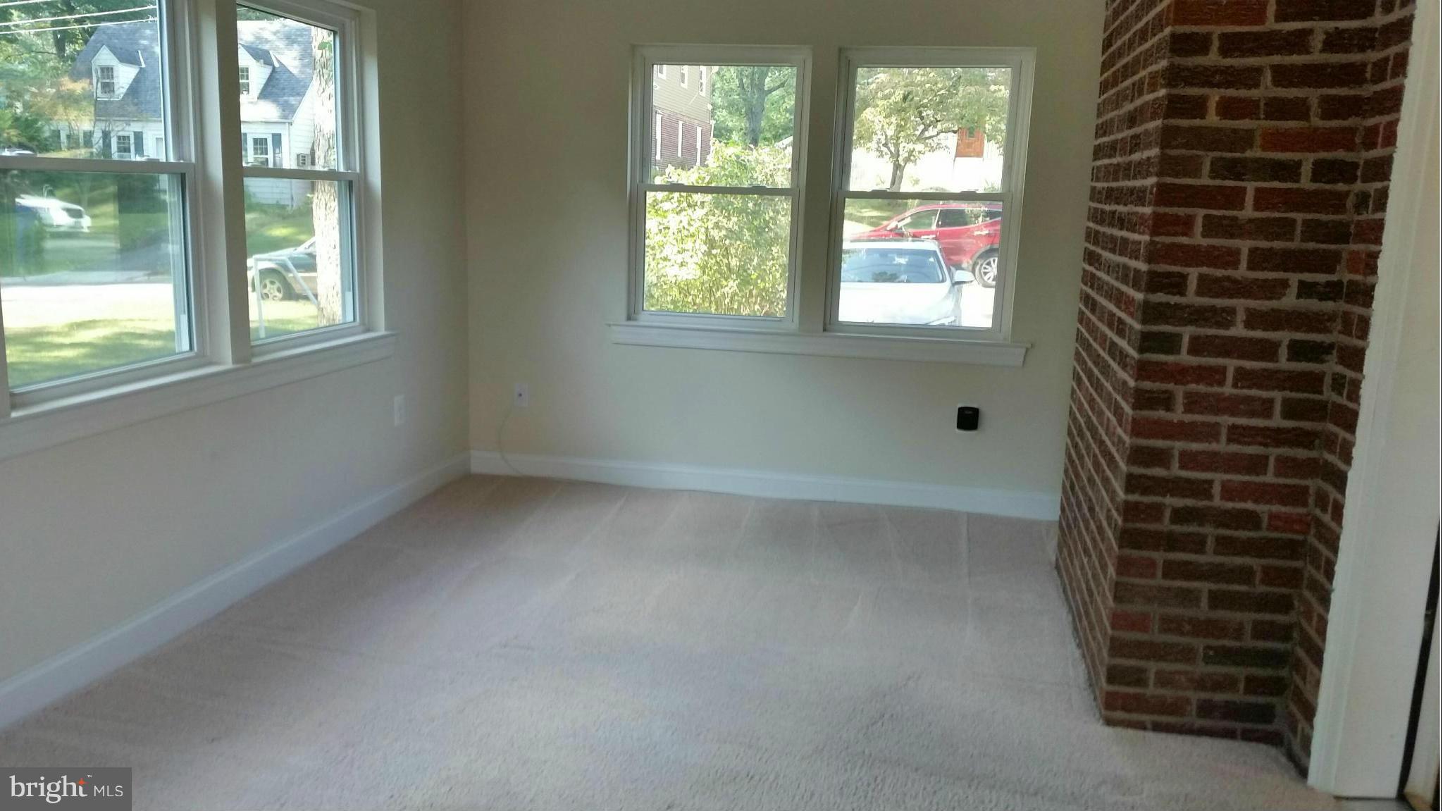 114 Hamilton Avenue Silver Spring, MD 20901 - Photo 10 of 25 Family Room