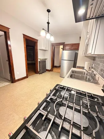$1,450 | 13331 South Commercial Avenue, Unit 1, Chicago, IL 60633