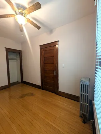 $1,450 | 13331 South Commercial Avenue, Unit 1, Chicago, IL 60633