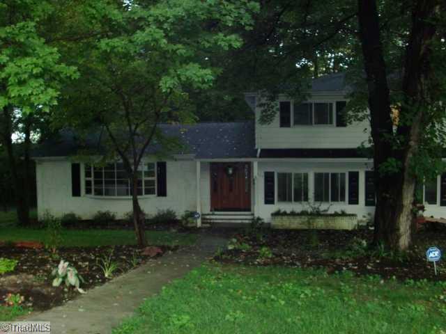 324 Robin Road Mount Airy, NC 27030 - Photo 1 of 16 Exterior Front.
