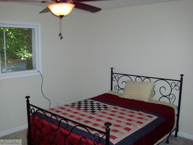 324 Robin Road Mount Airy, NC 27030 - Photo 15 of 16 3rd Bedroom.