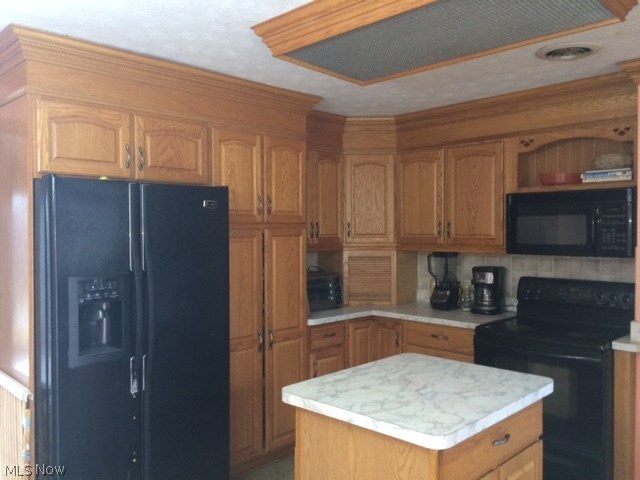 4840 West Sprague Road Parma, OH 44134 - Photo 3 of 17