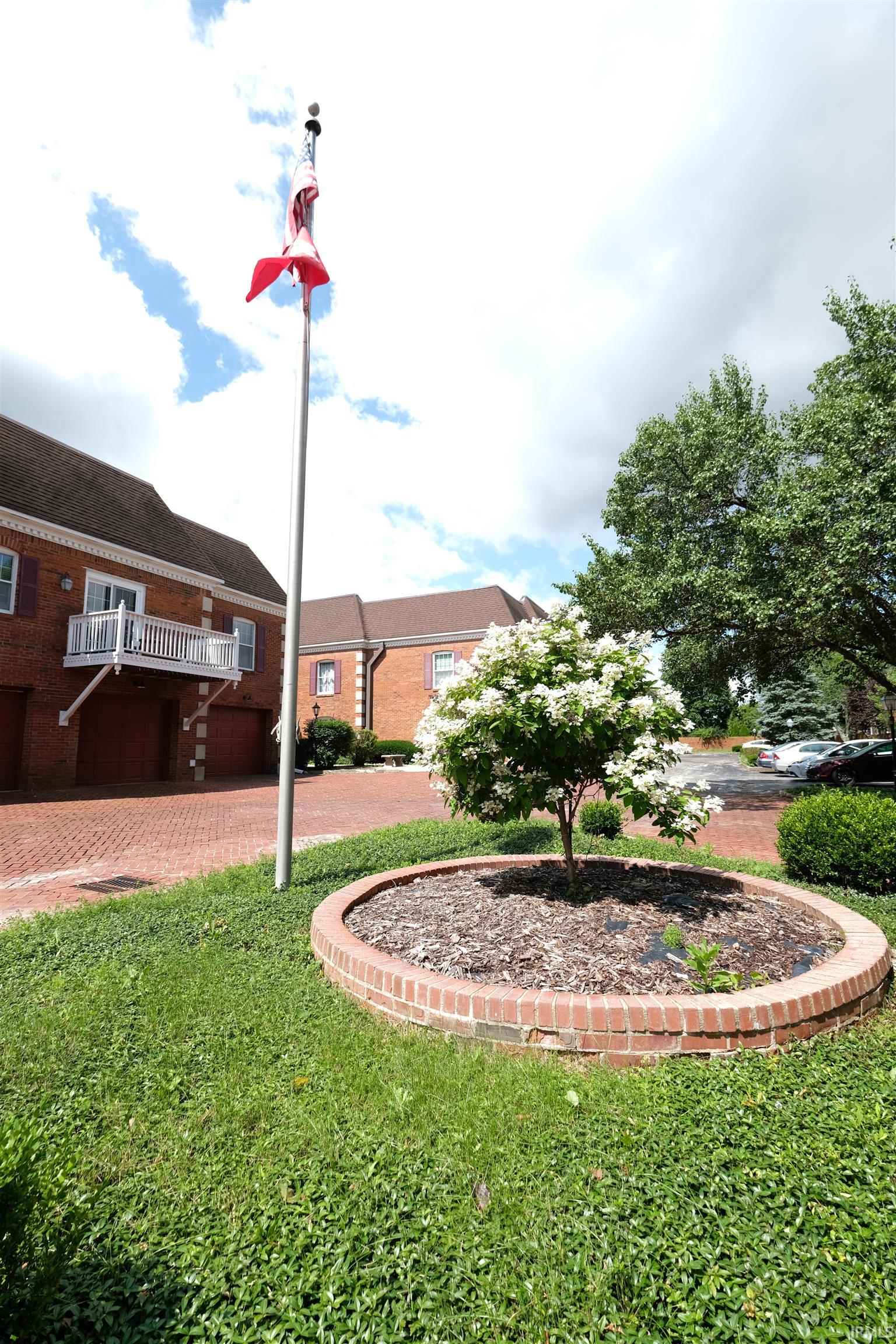 2606 East 2nd Street, Unit D Bloomington, IN 47401 - Photo 4 of 30