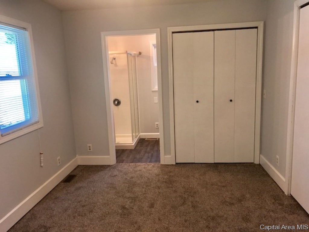 1611 West Governor Street Springfield, IL 62704 - Photo 11 of 16 Gallery Image 11