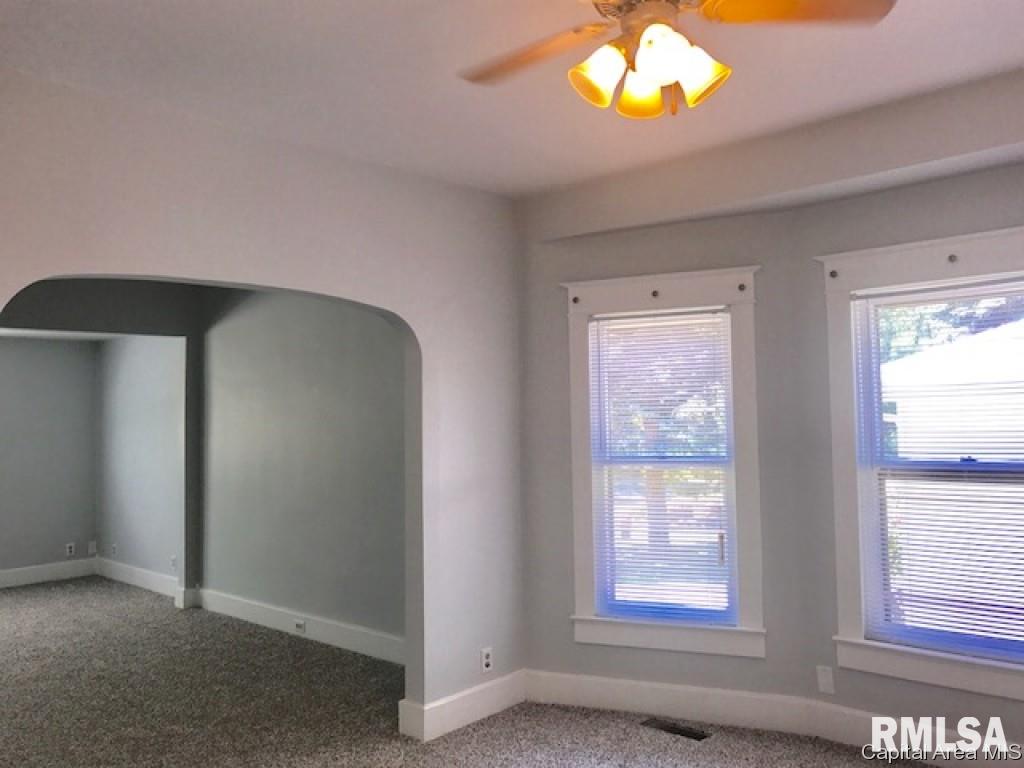 1611 West Governor Street Springfield, IL 62704 - Photo 2 of 16 Gallery Image 2