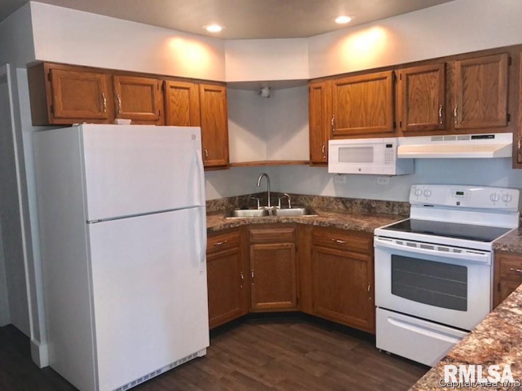 1611 West Governor Street Springfield, IL 62704 - Photo 9 of 16 Gallery Image 9
