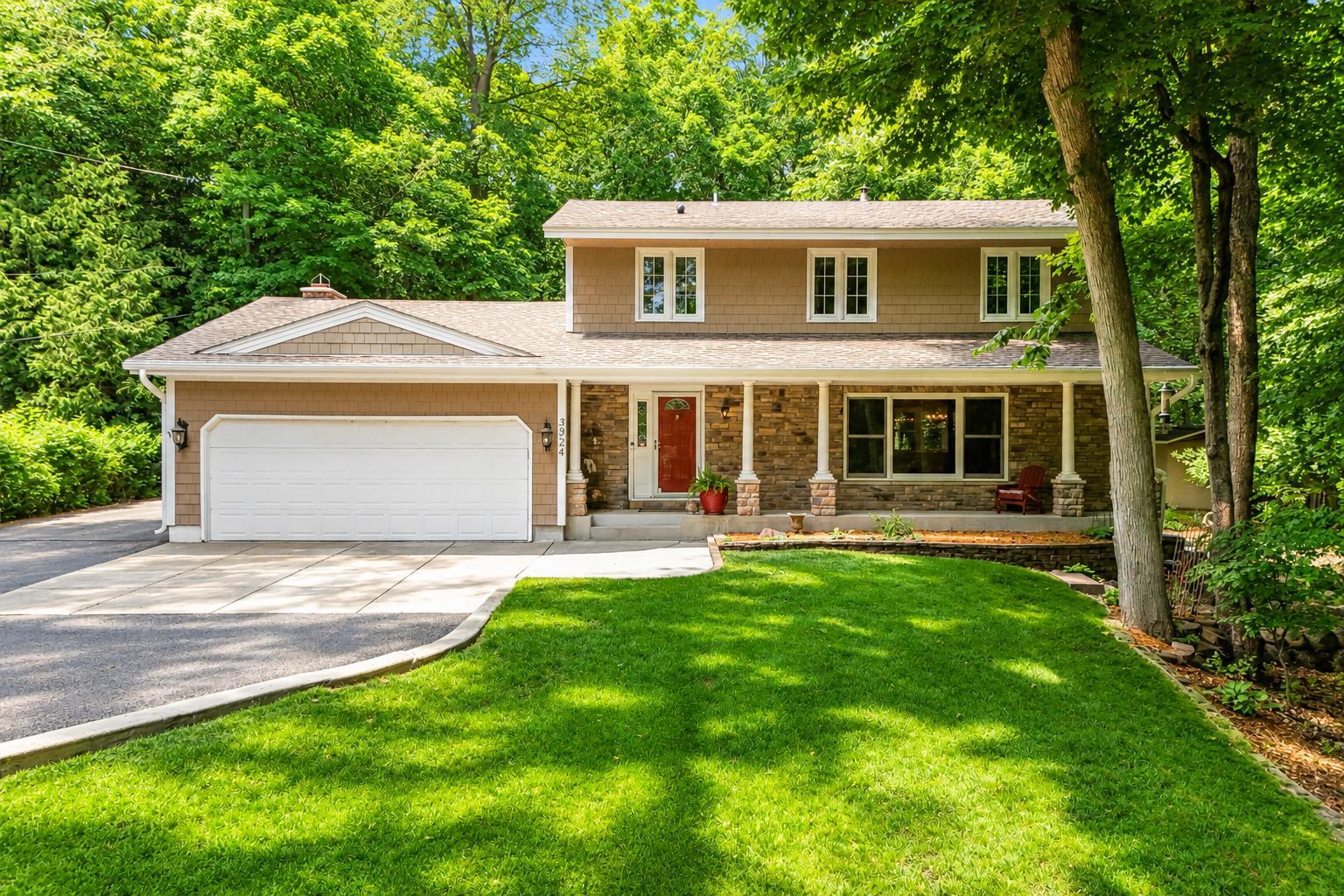 3924 Tonkawood Road Minnetonka, MN 55345 - Photo 1 of 47