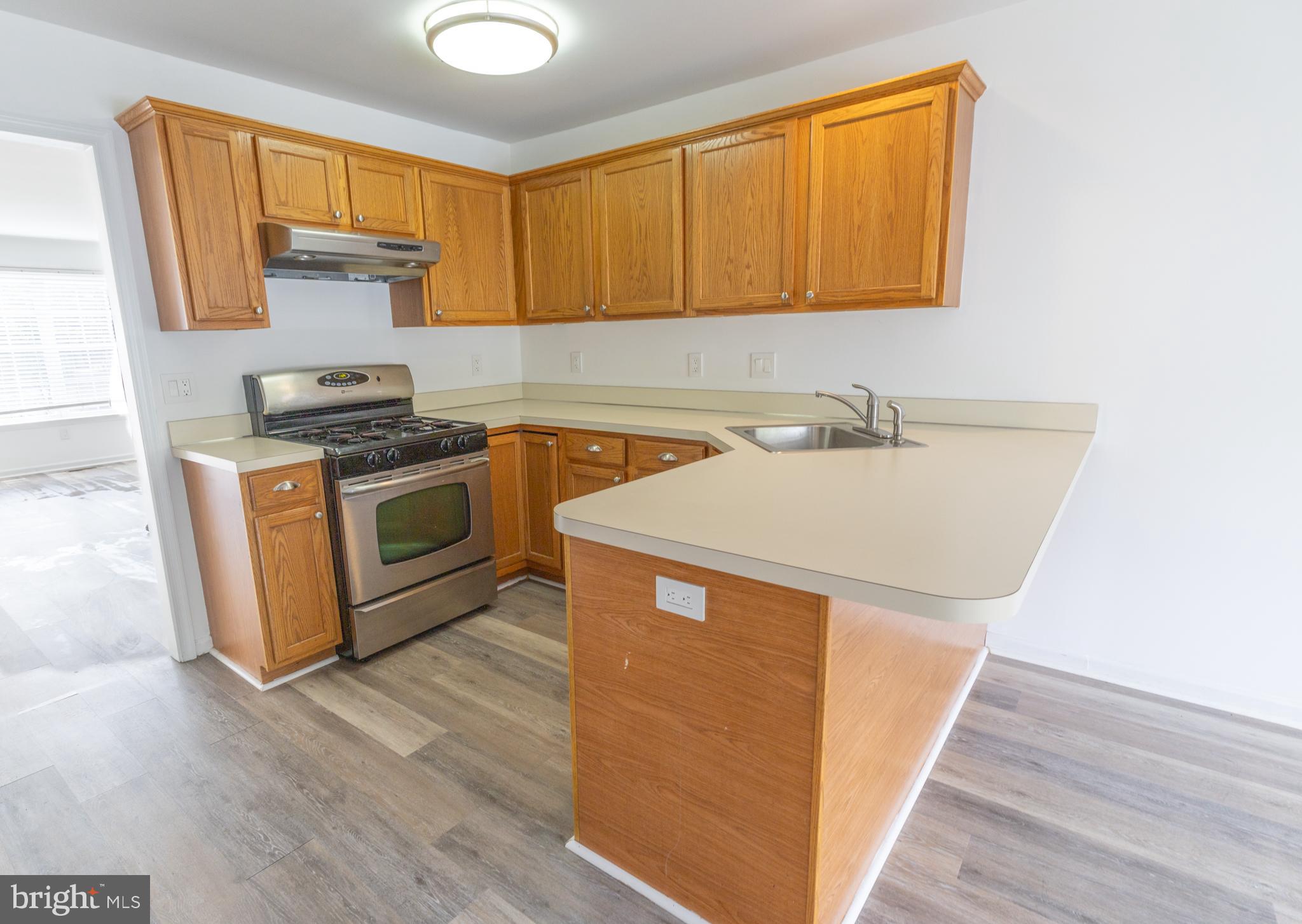 495 Hoch Road Blandon, PA 19510 - Photo 4 of 27