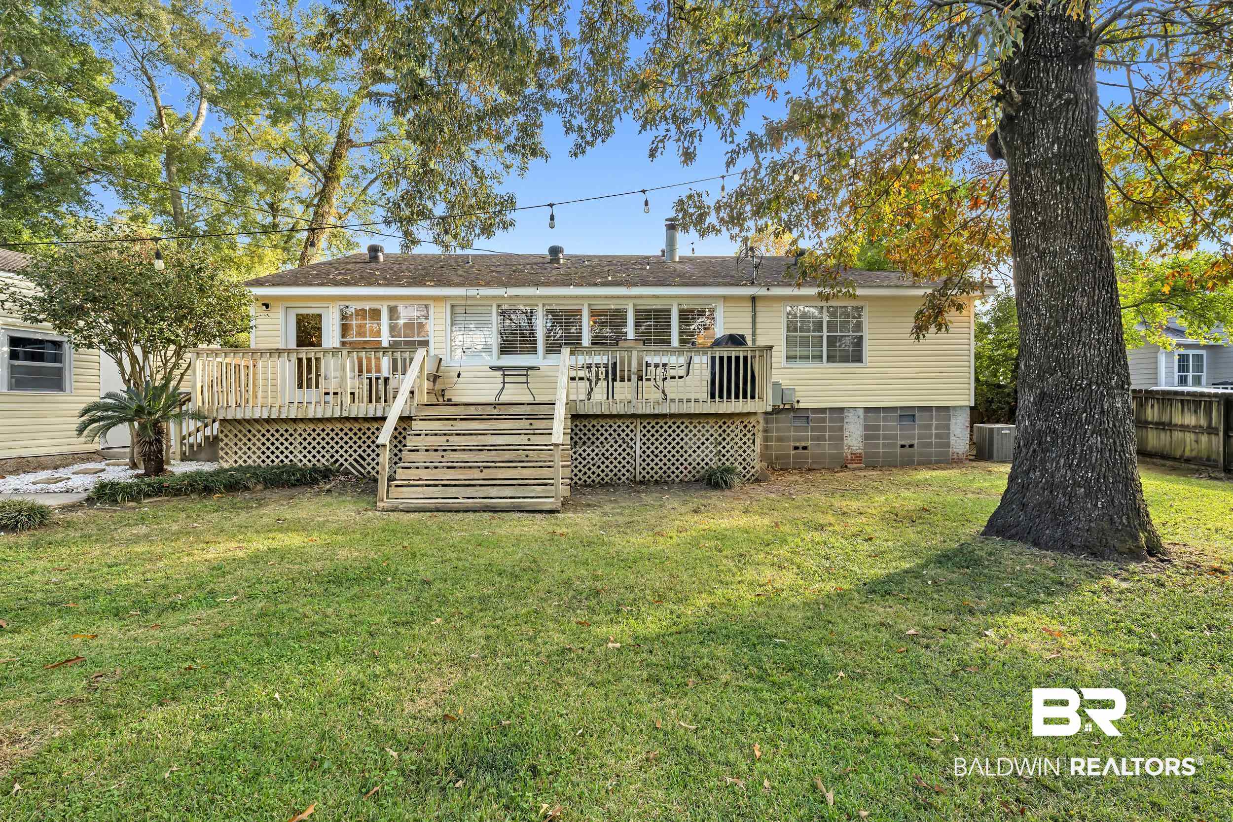 18 York Place Mobile, AL 36608 - Photo 23 of 27 Back of property featuring a deck and crawl space