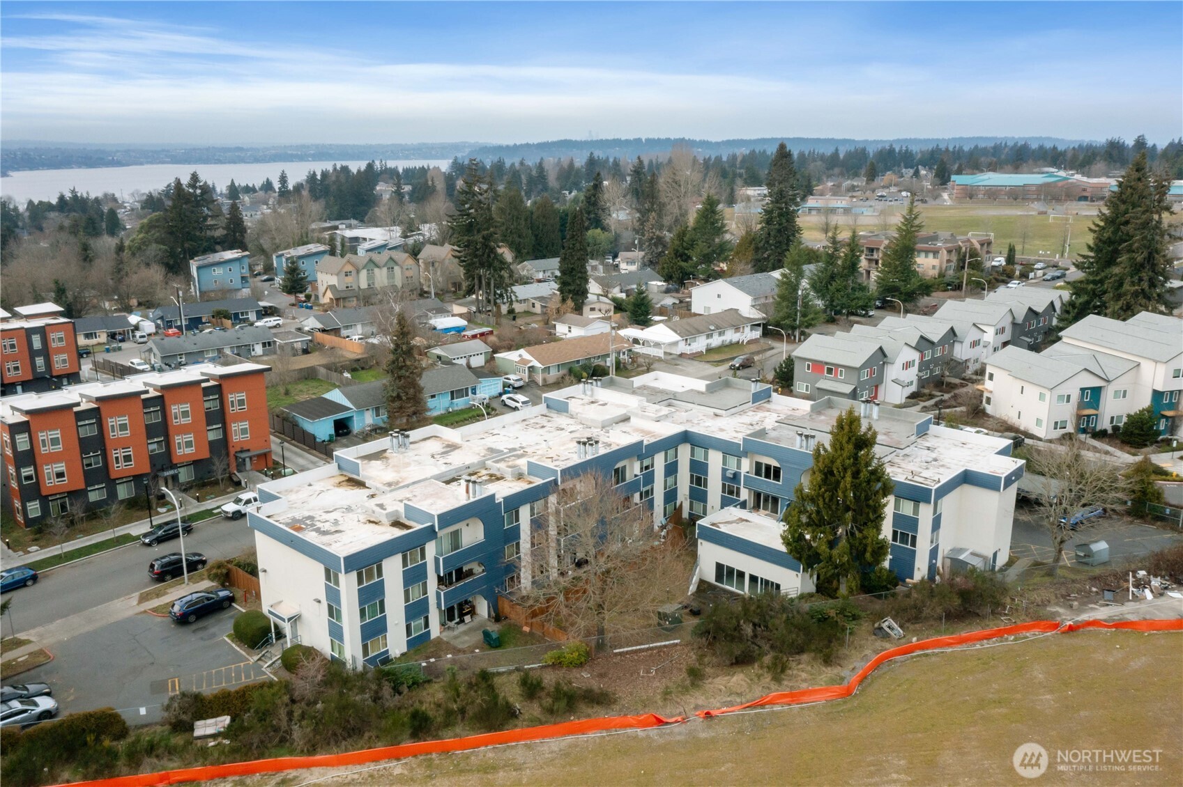 1100 Harrington Avenue Northeast, Unit 309 Renton, WA 98056 - Photo 2 of 28