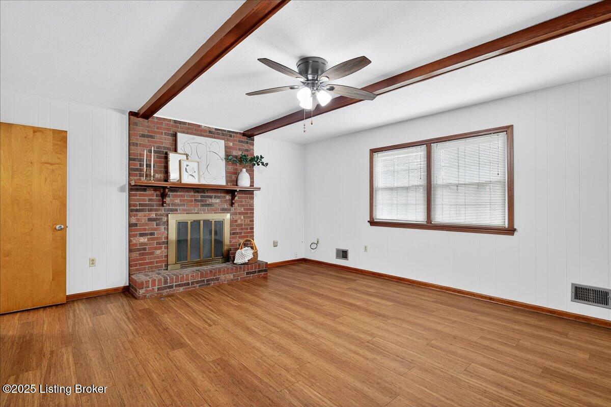 1506 Knight Road Louisville, KY 40216 - Photo 16 of 69 Family room