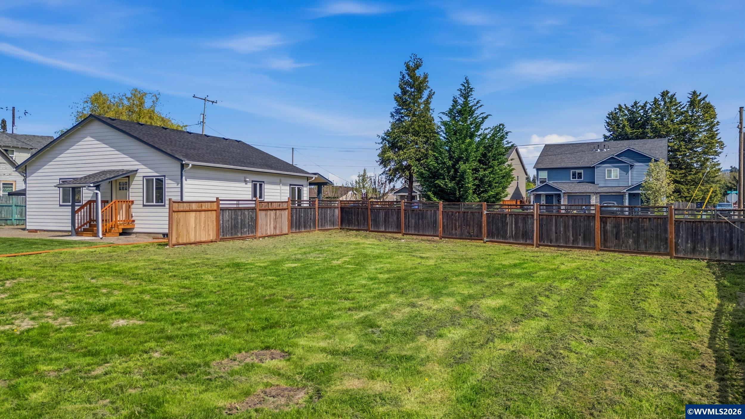 738 Log Cabin Street Independence, OR 97351 - Photo 25 of 34
