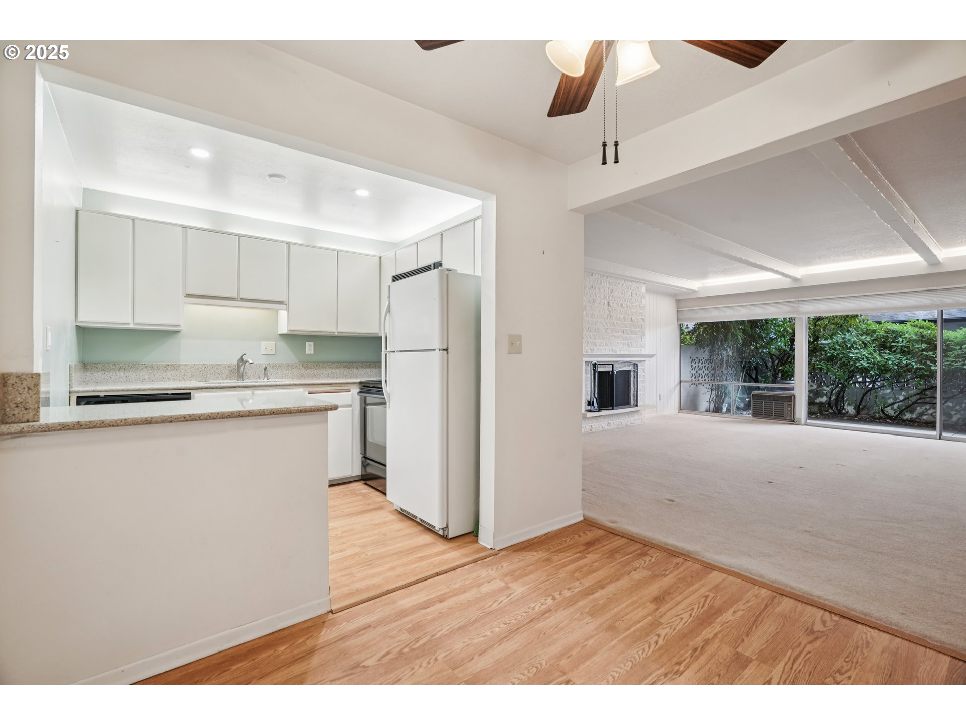 4460 Southwest Scholls Ferry Road, Unit 7A Portland, OR 97225 - Photo 19 of 48 Gallery Image 19