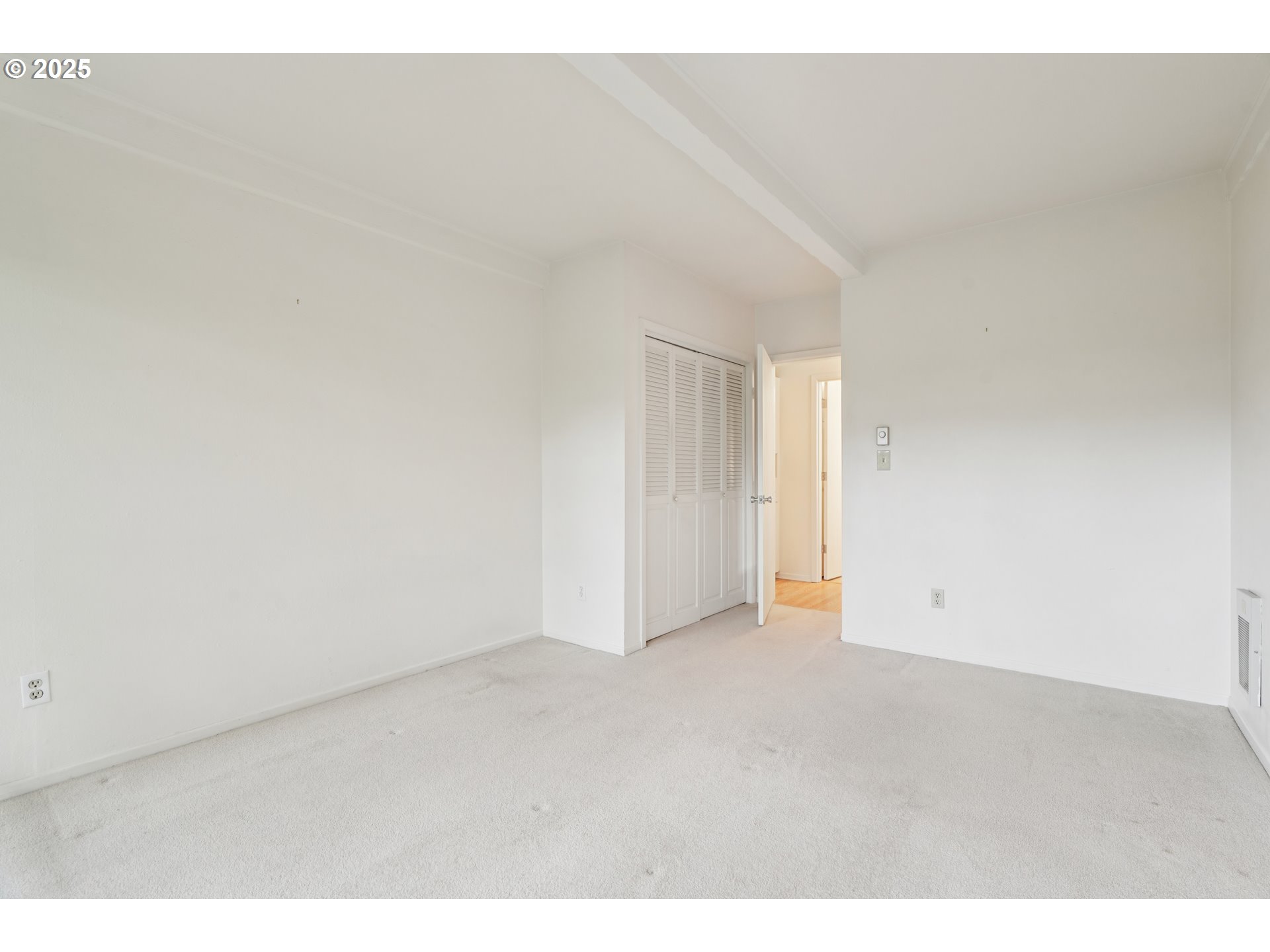 4460 Southwest Scholls Ferry Road, Unit 7A Portland, OR 97225 - Photo 28 of 48 Gallery Image 28
