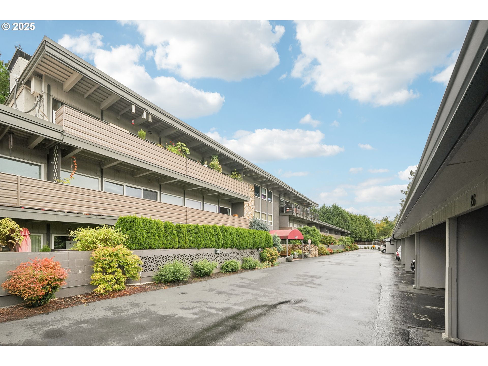 4460 Southwest Scholls Ferry Road, Unit 7A Portland, OR 97225 - Photo 6 of 48 Gallery Image 6