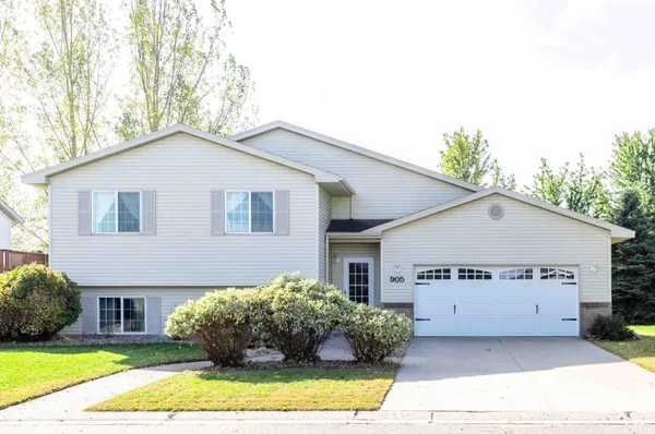 $285,000 | 905 9th Avenue Southeast, Barnesville, MN 56514