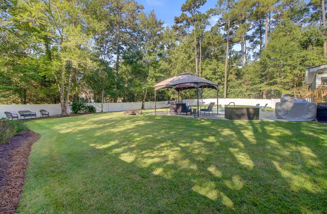 $680,000 | 141 Rolling Meadows Drive, Summerville, SC 29485