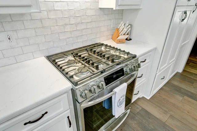 $680,000 | 141 Rolling Meadows Drive, Summerville, SC 29485