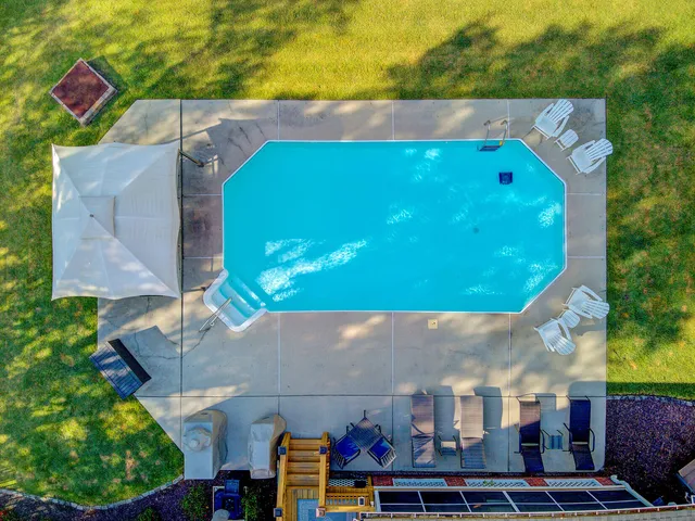 $680,000 | 141 Rolling Meadows Drive, Summerville, SC 29485