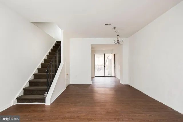 $2,205 | 2031-3 South Street, Unit 122, Philadelphia, PA 19146