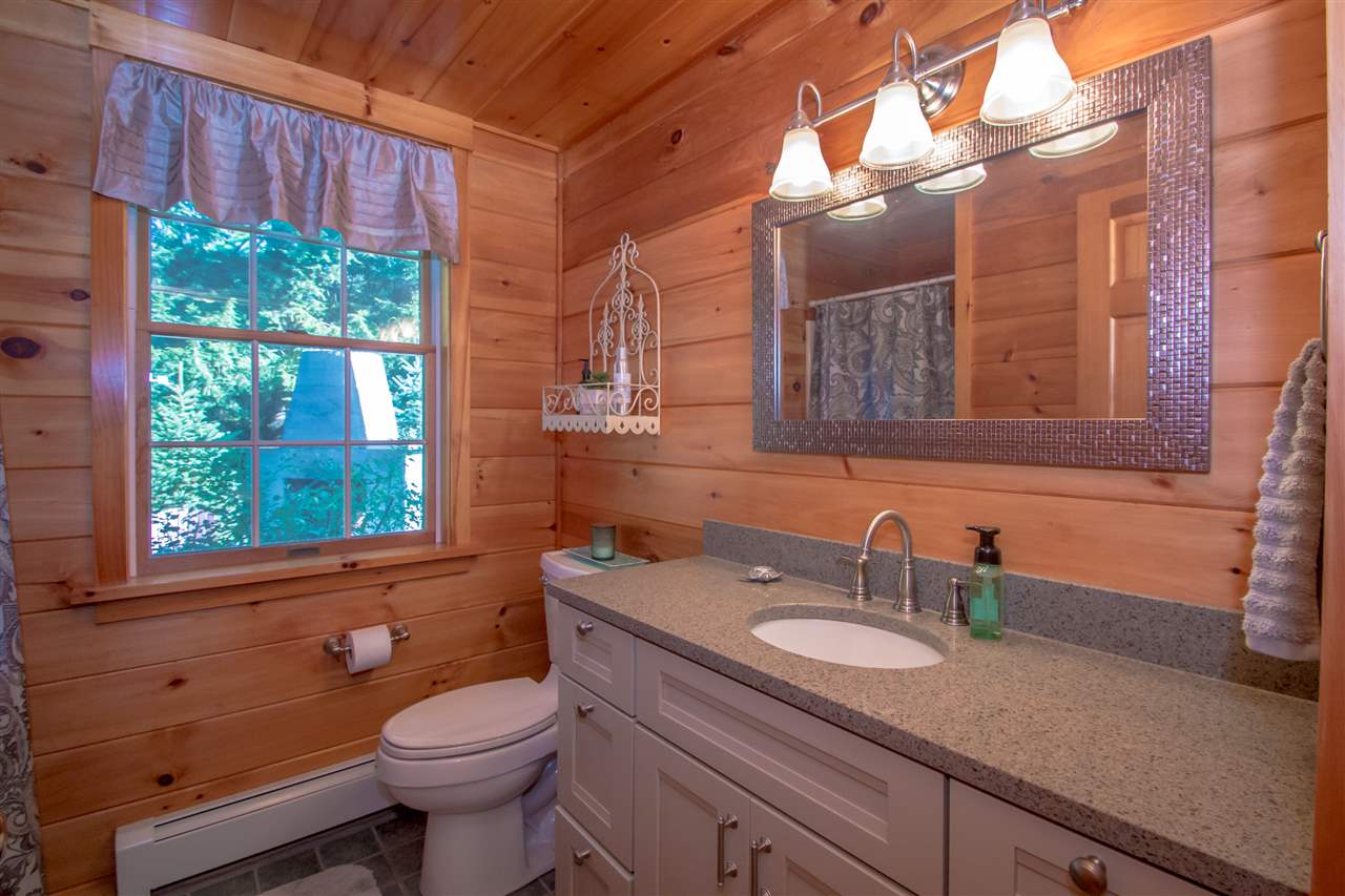 711 Strich Road Conway, NH 03813 - Photo 19 of 39