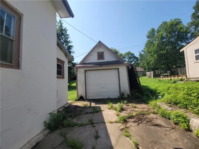 $41,000 | 1015 Main Street, Osawatomie, KS 66064