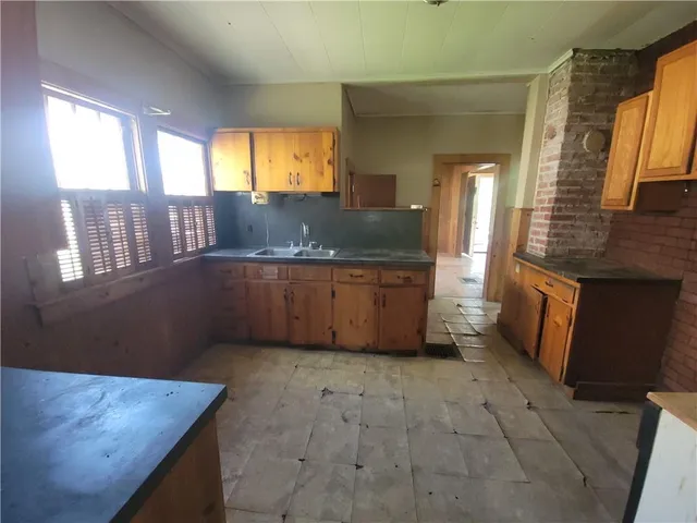 $41,000 | 1015 Main Street, Osawatomie, KS 66064