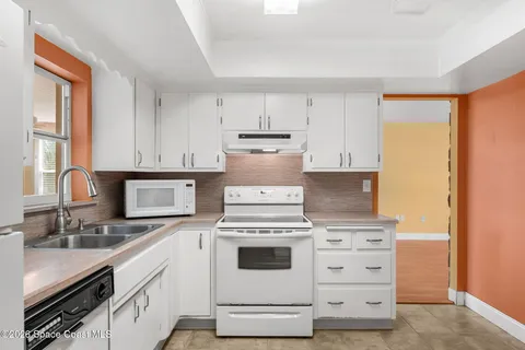 $399,000 | 290 Carissa Drive, Satellite Beach, FL 32937