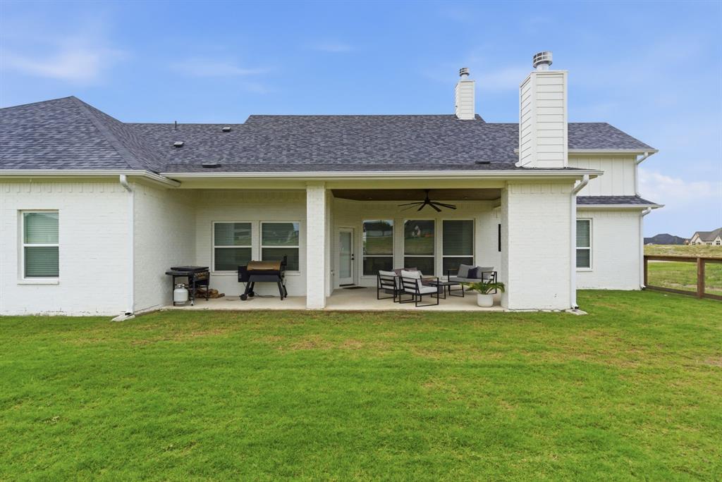 815 Wind River Pass Azle, TX 76020 - Photo 31 of 35