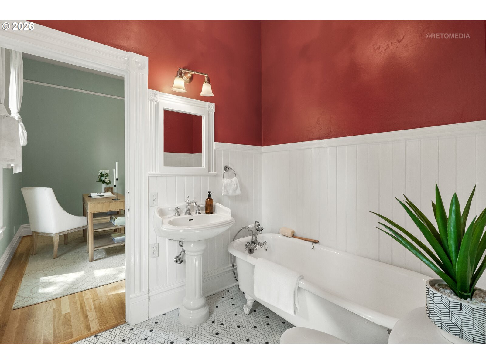 2104 Southwest Spring Street Portland, OR 97201 - Photo 18 of 45