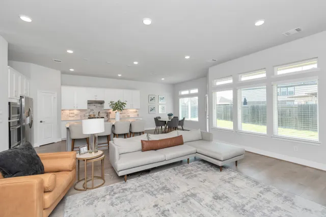 $3,700 | 28646 Monarch Cliffs Drive, Fulshear, TX 77441