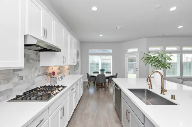 $3,700 | 28646 Monarch Cliffs Drive, Fulshear, TX 77441