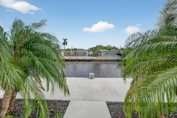$1,999,000 | 2720 Northeast 59th Street, Fort Lauderdale, FL 33308