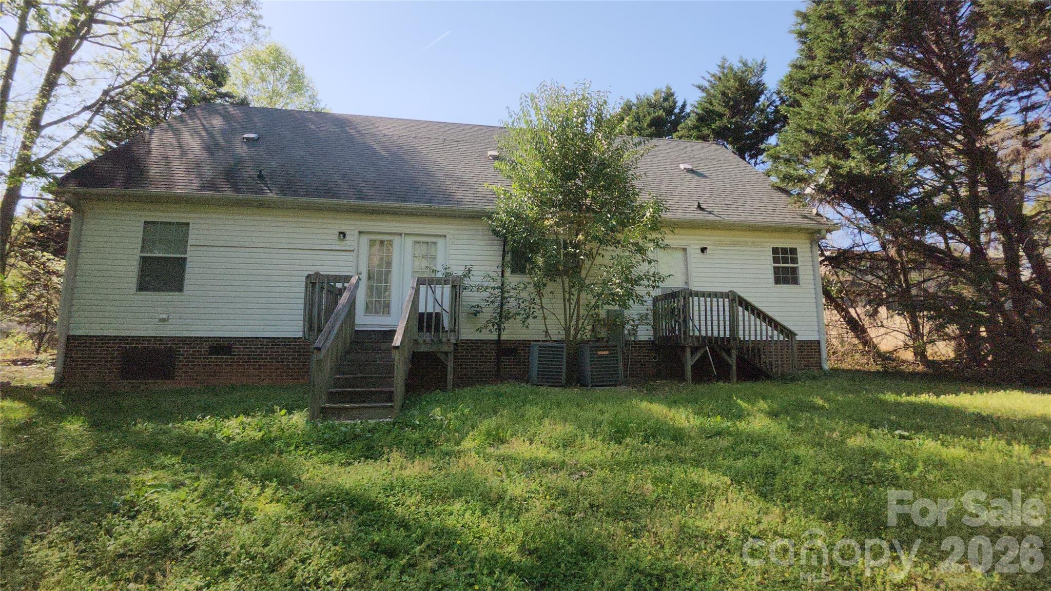 213 Vicki Way Stanley, NC 28164 - Photo 6 of 19 a view of a house with a yard