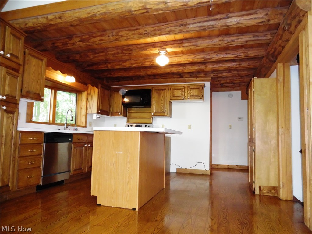 38700 Bell Road Willoughby, OH 44094 - Photo 8 of 25 Gallery Image 8