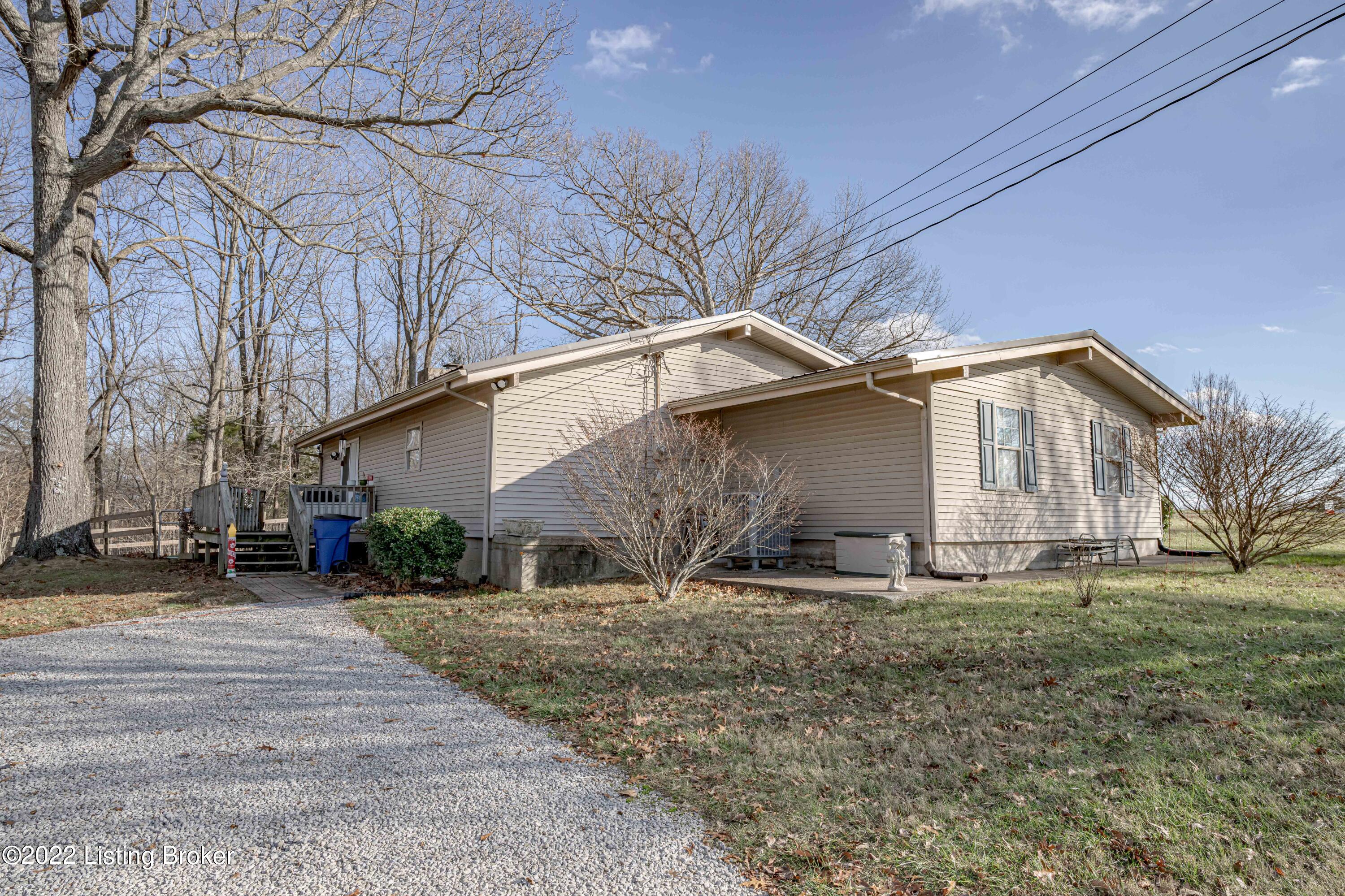 476 Old Scout Road Leitchfield, KY 42754 - Photo 11 of 20 Side Rear View