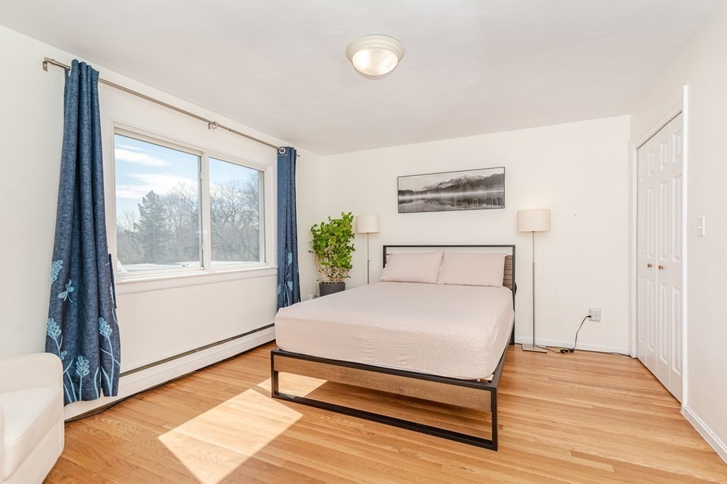 32 Jacqueline Road, Unit E Waltham, MA 02452 - Photo 10 of 13