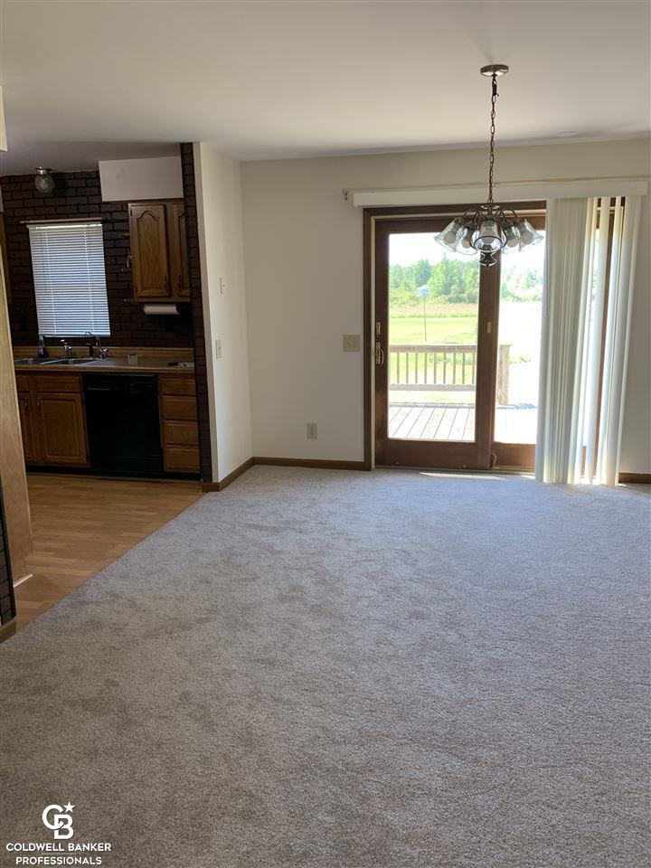 9157 Rynn Road Avoca, MI 48006 - Photo 8 of 47