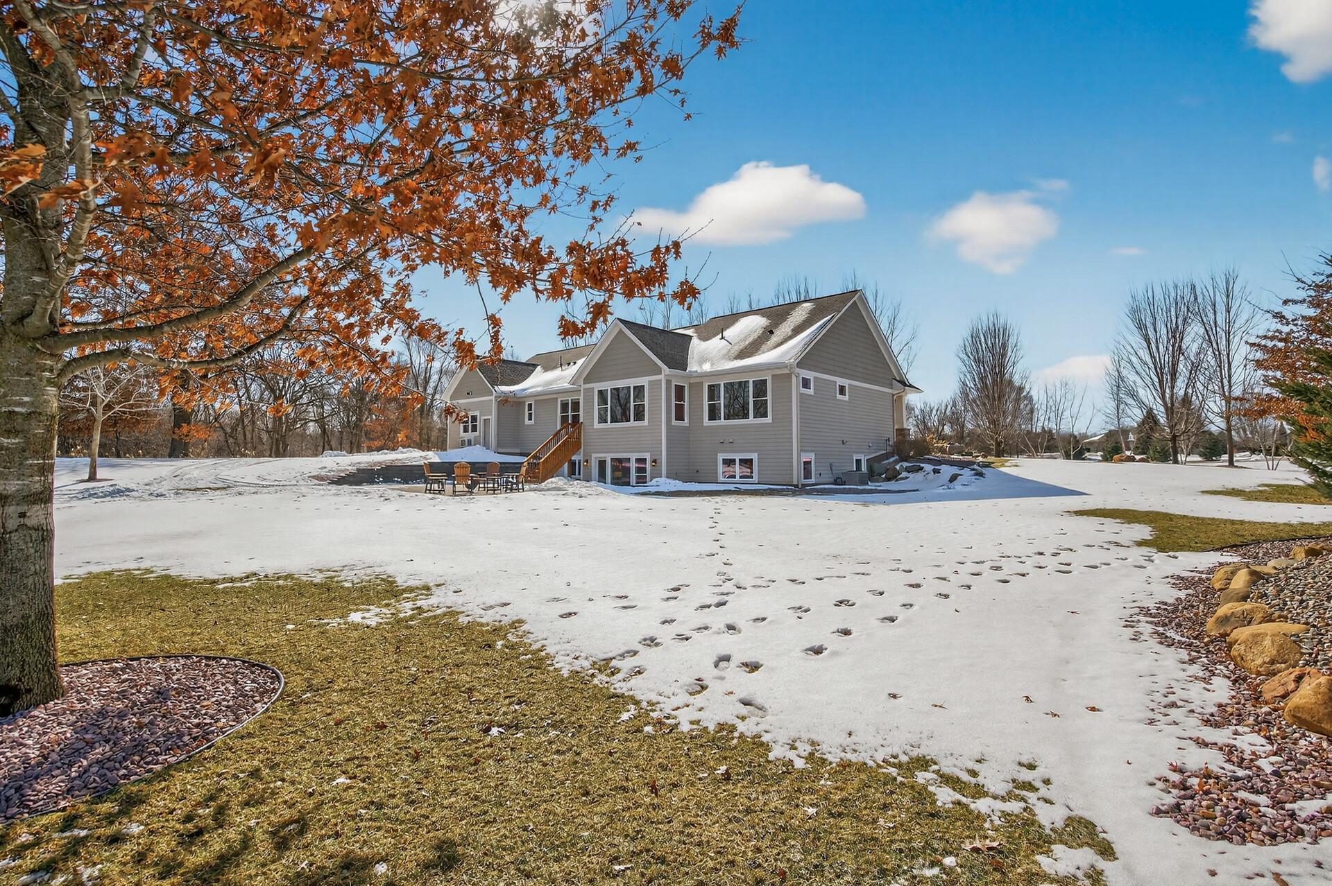 24111 Rice Lake Drive Lakeville, MN 55044 - Photo 23 of 27
