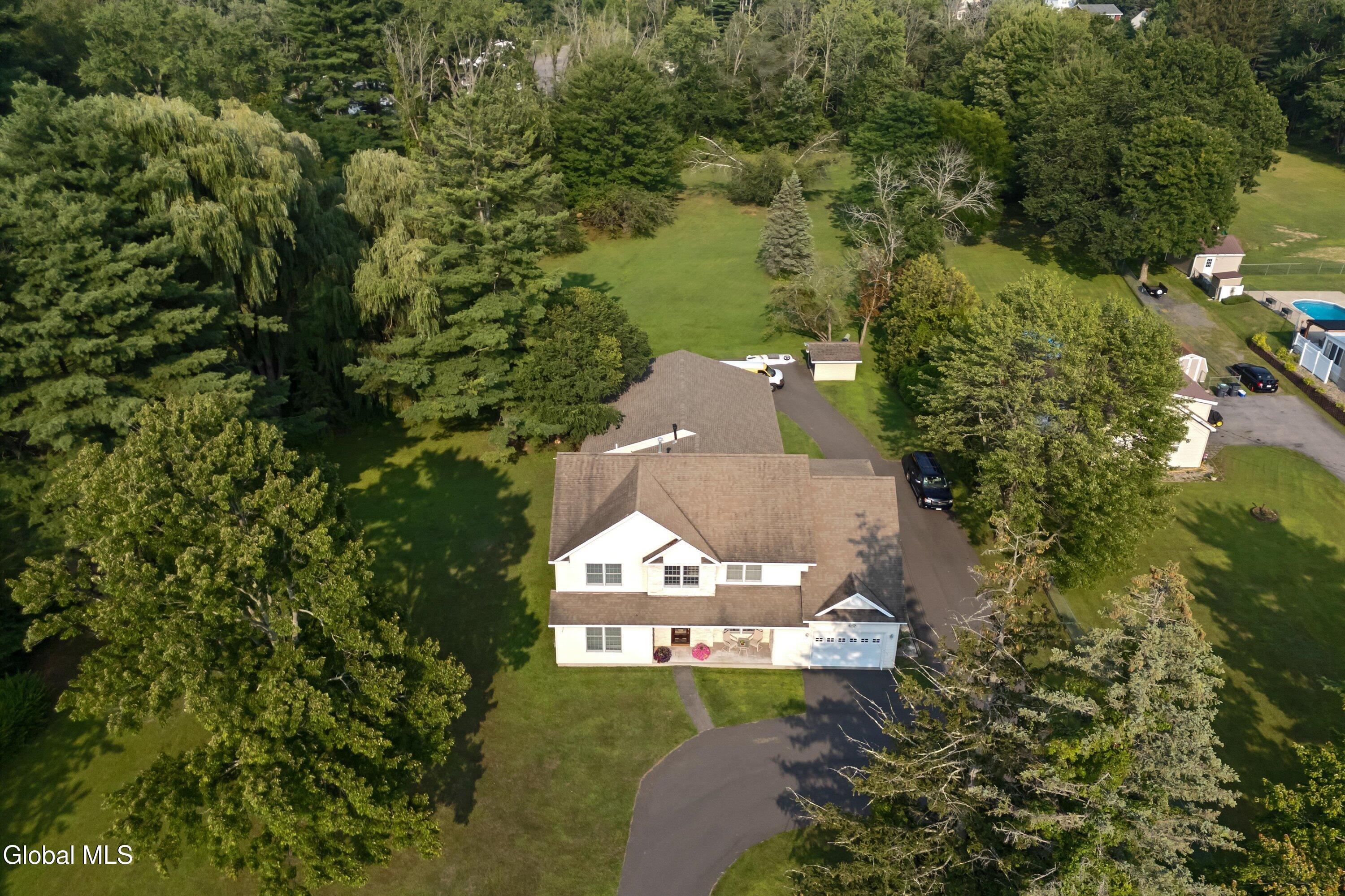 630 Lisha Kill Road Schenectady, NY 12309 - Photo 22 of 25 630 Lishakill Rd