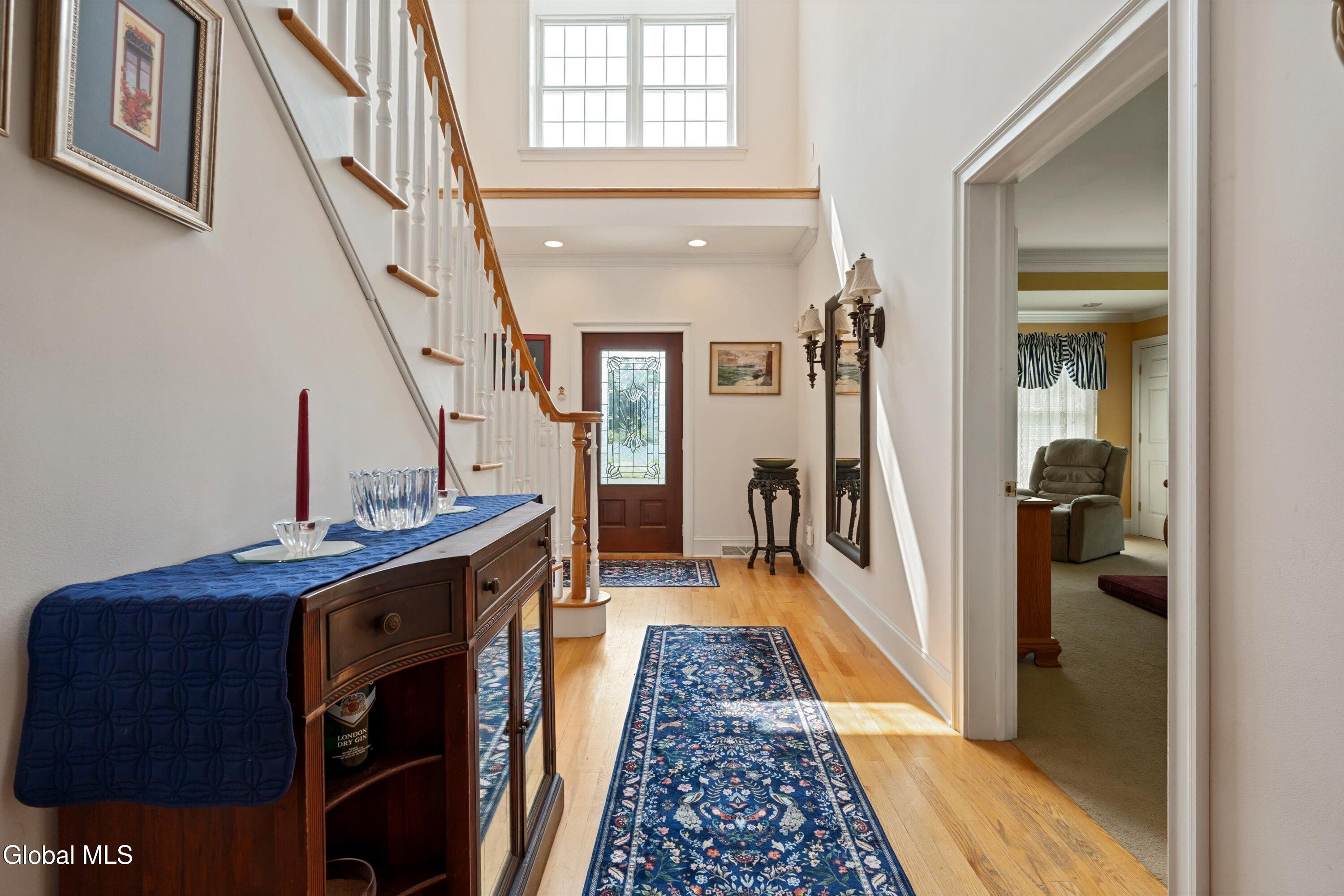 630 Lisha Kill Road Schenectady, NY 12309 - Photo 7 of 25 Foyer
