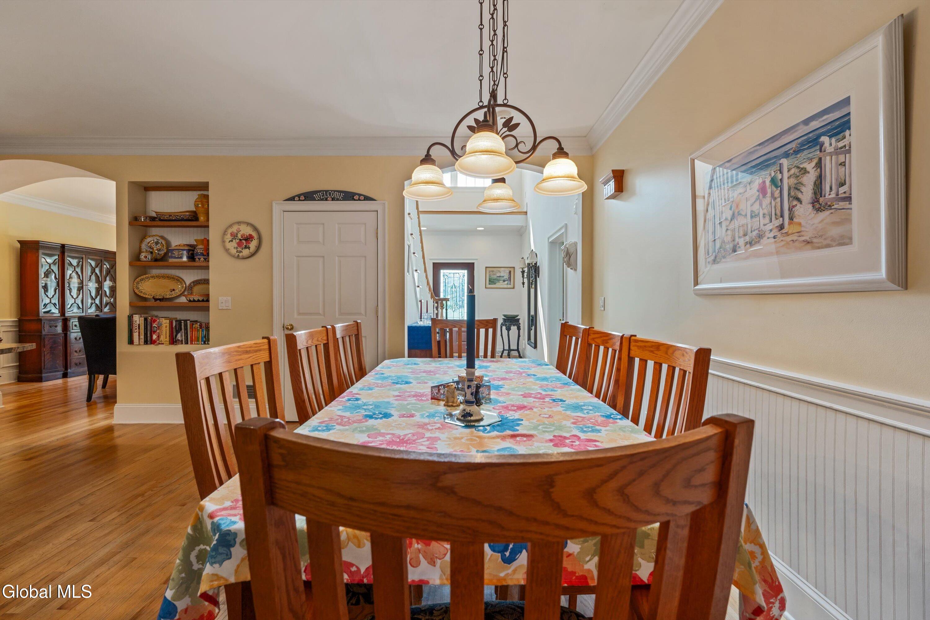 630 Lisha Kill Road Schenectady, NY 12309 - Photo 9 of 25 Breakfast Nook