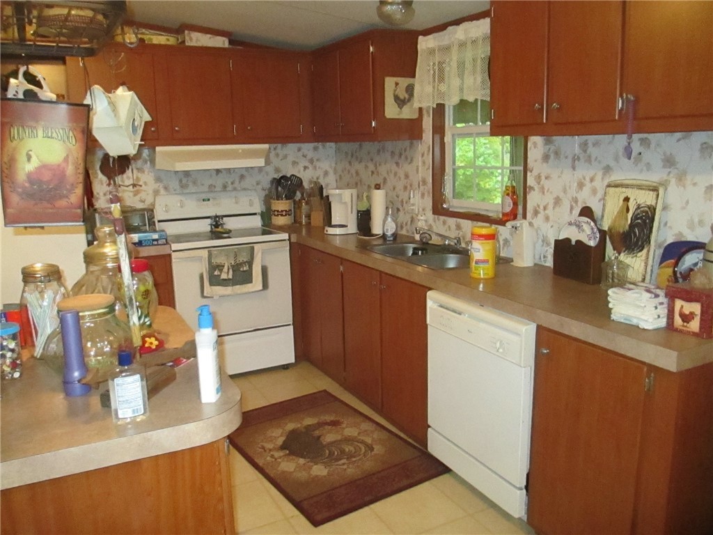381 Bonner Road Mountain Rest, SC 29664 - Photo 5 of 20 Gallery Image 5