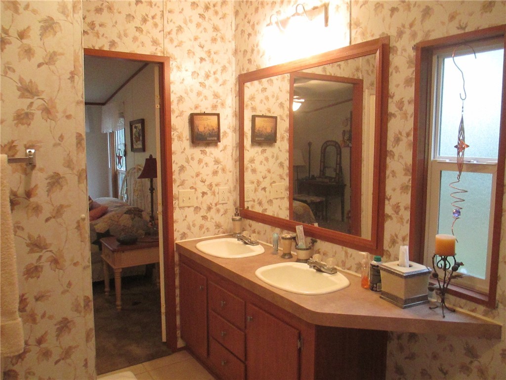 381 Bonner Road Mountain Rest, SC 29664 - Photo 9 of 20 Gallery Image 9