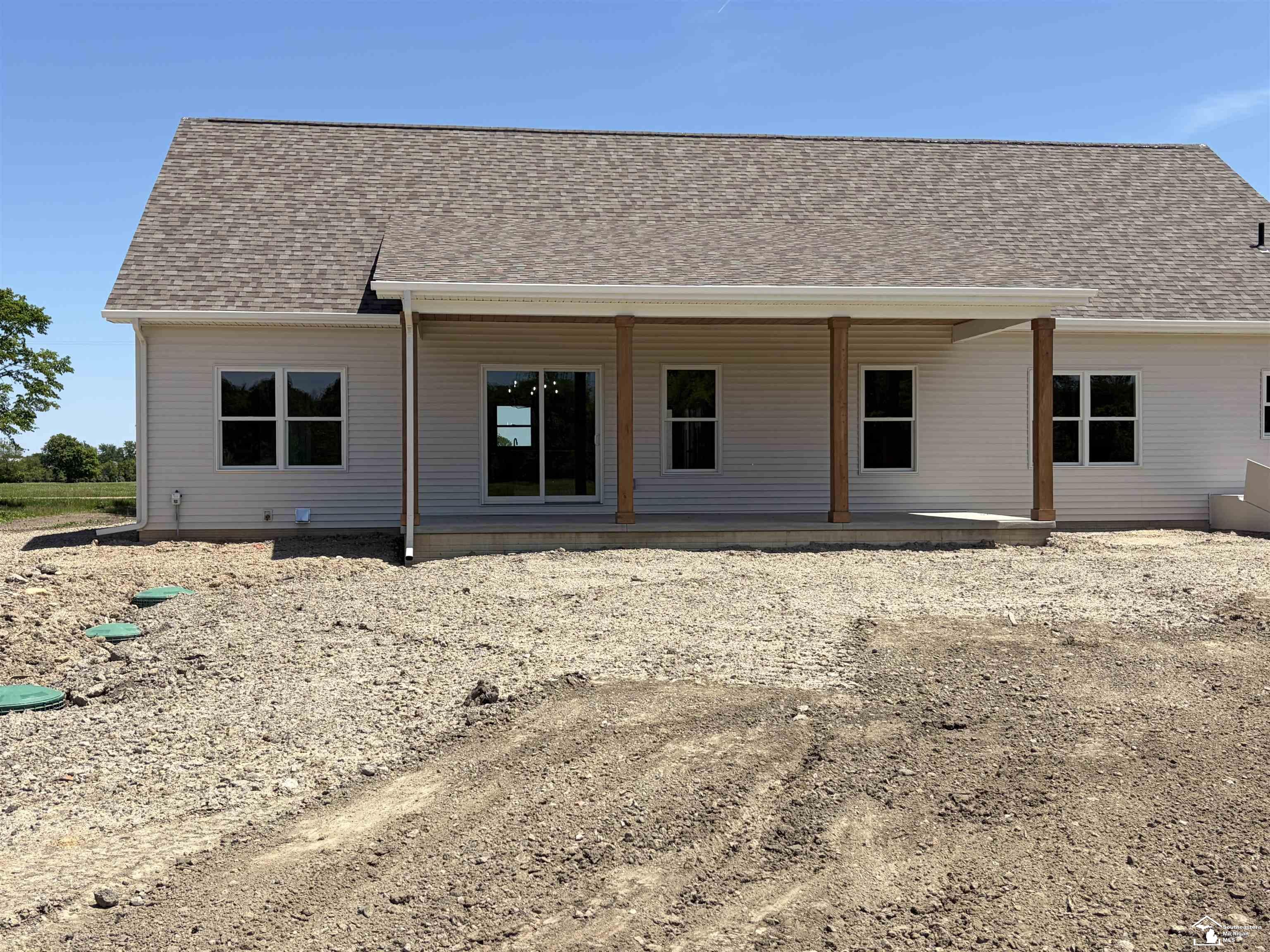 8551 Grafton Road Newport, MI 48166 - Photo 3 of 22