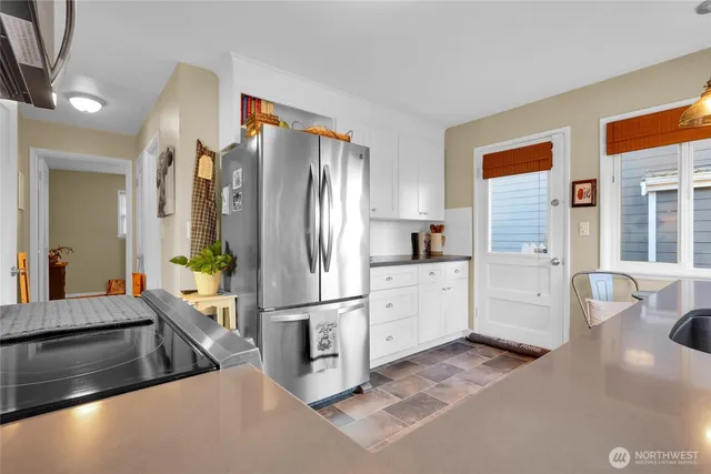 $1,100,000 | 19041 21st Avenue Northwest, Shoreline, WA 98177